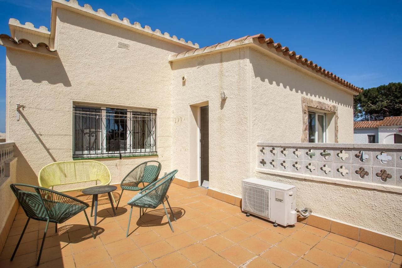 Welcs Villa Falconera 017 Emp Con Piscina Privada Empuriabrava Exterior photo